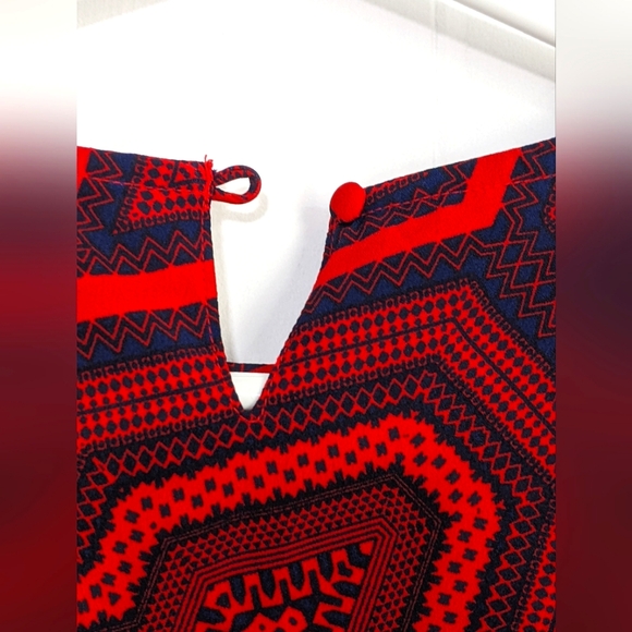 Large Sleeve Chic Dress - Simons - Picture 5 of 5